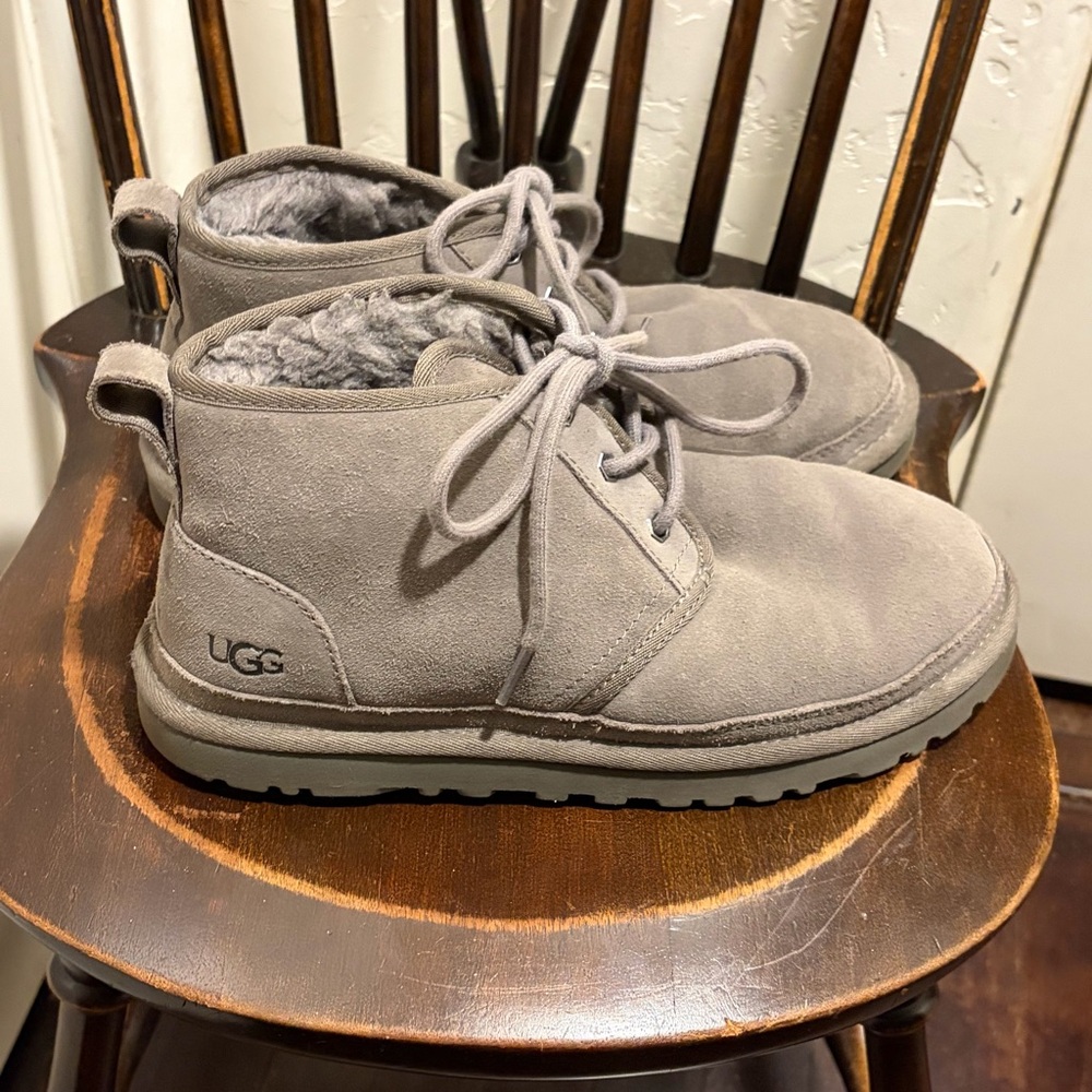 Ugg Neumel Winter Boots Gray Suede Sheep Skin Chukka Leather Men's Size 7